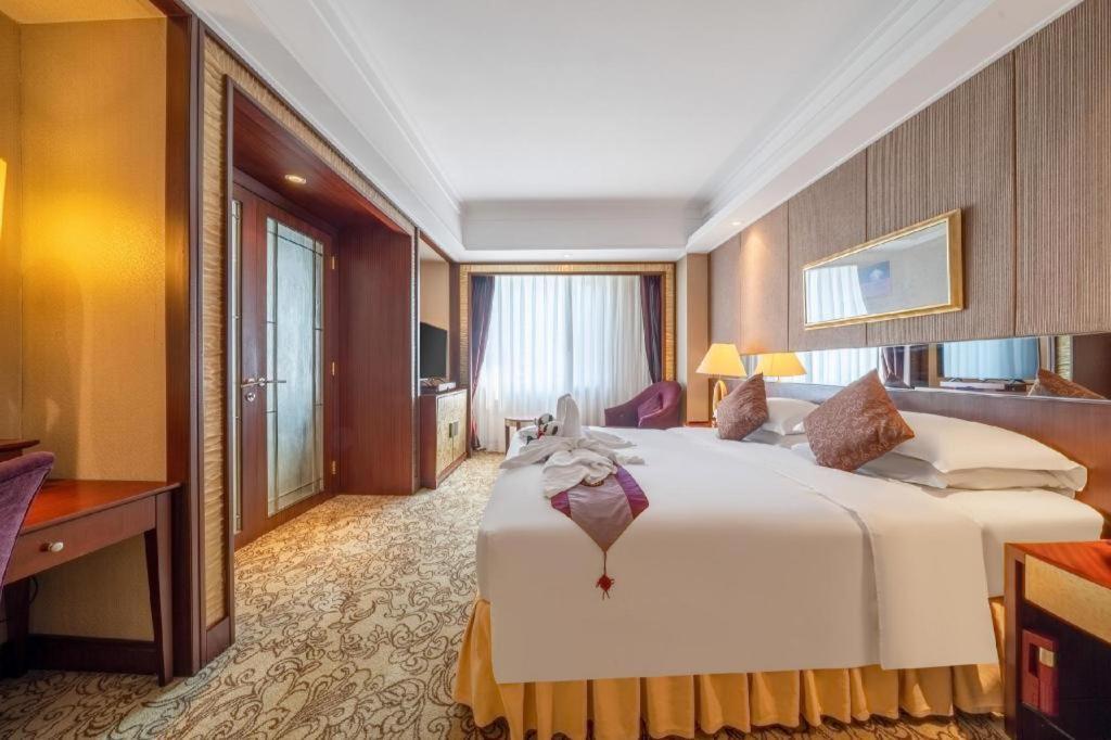 Chengdu Taihe International Hotel Exterior foto